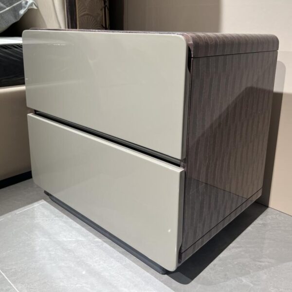 Bedside Table – Allen Grain Finish - Image 1